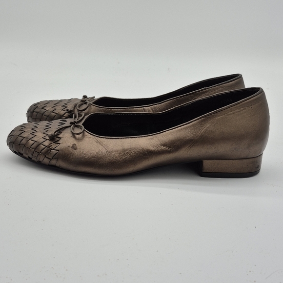 Beacon Reflections Shoes Womens 10M Bronze Colored Flats With Low Heal - Picture 4 of 8